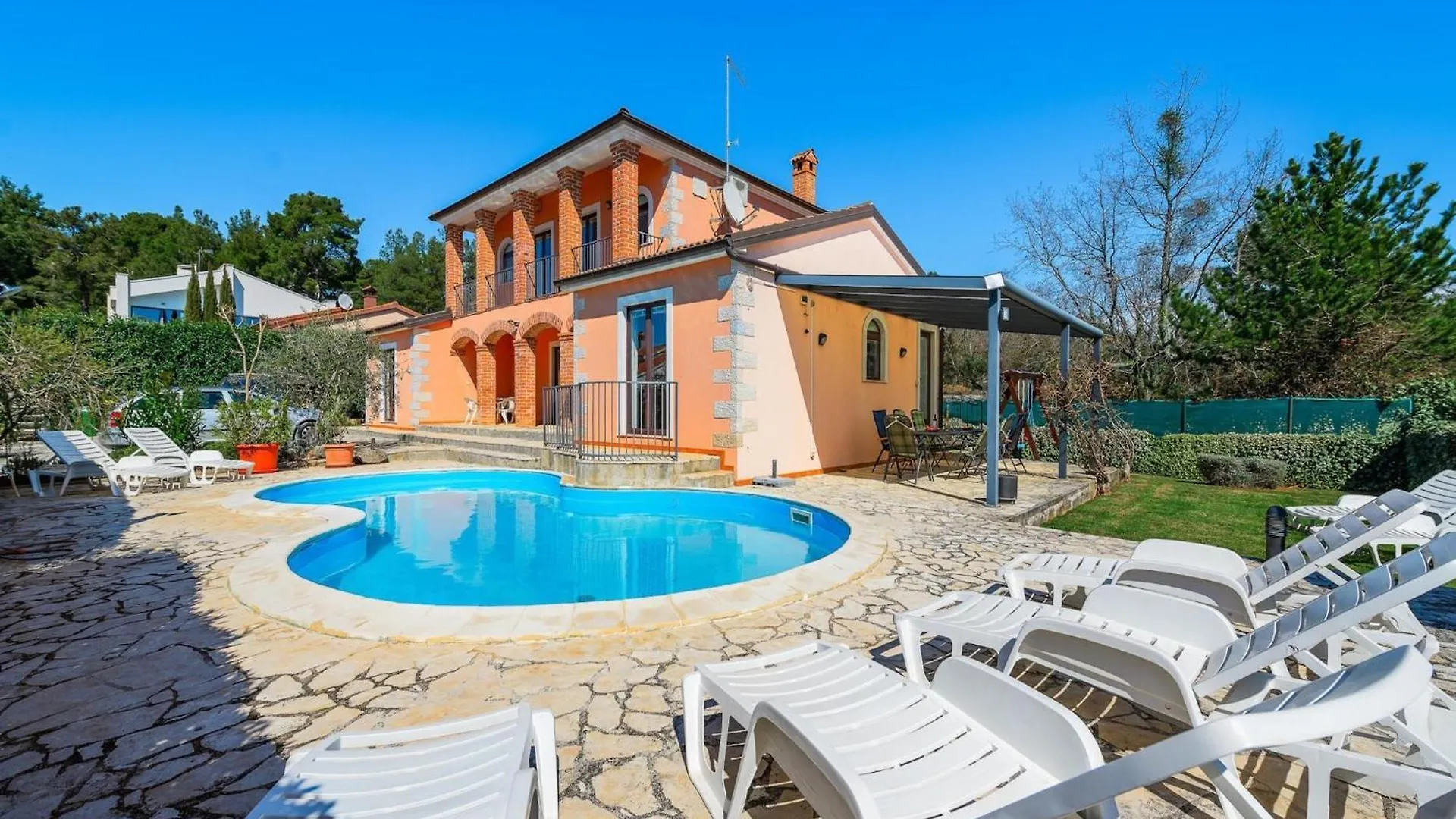 Villa Imagine With Heated Pool Visnjan 0*,  Croatia